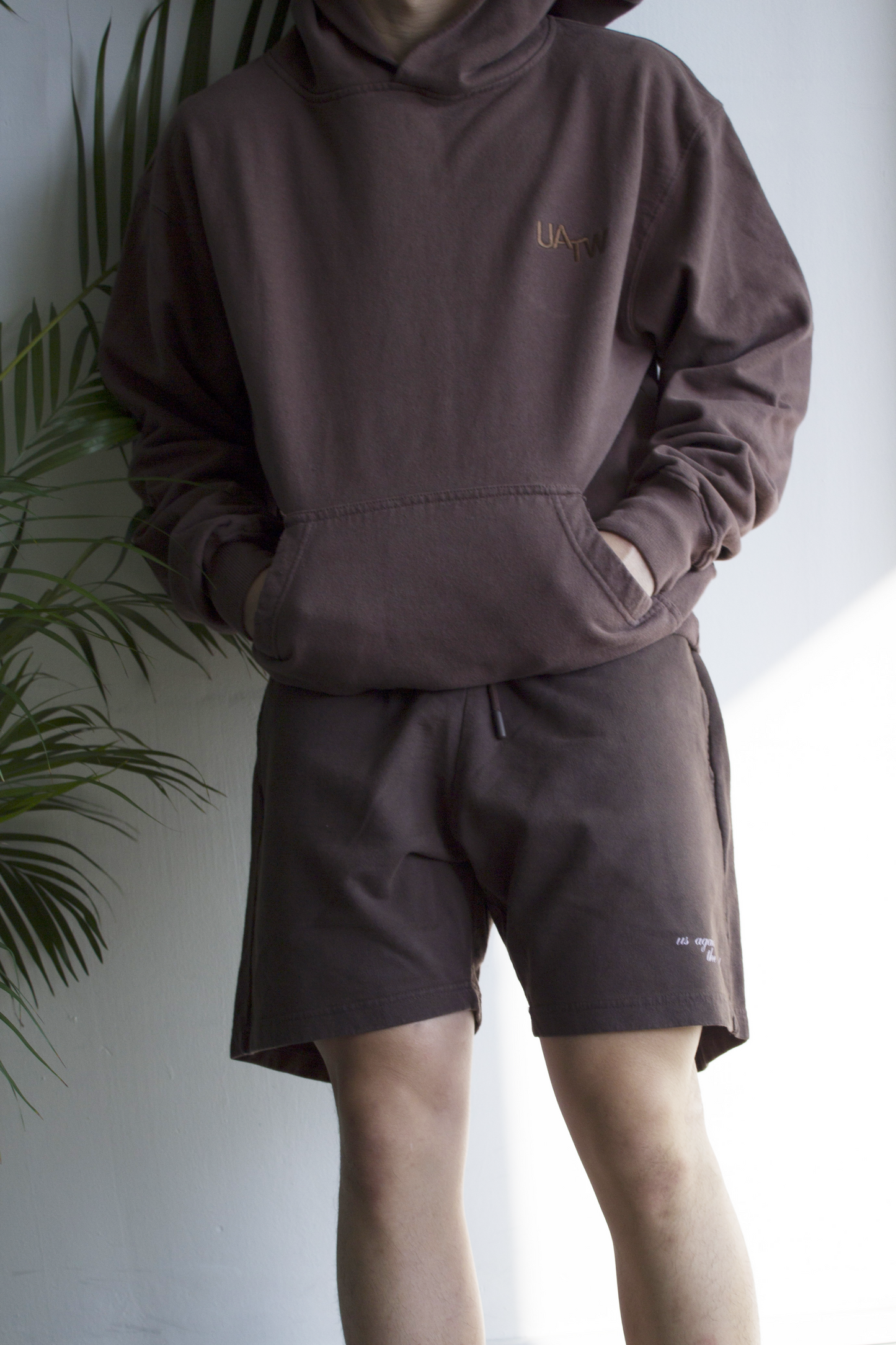 LOGO TERRY SHORTS - VINTAGE MOCHA