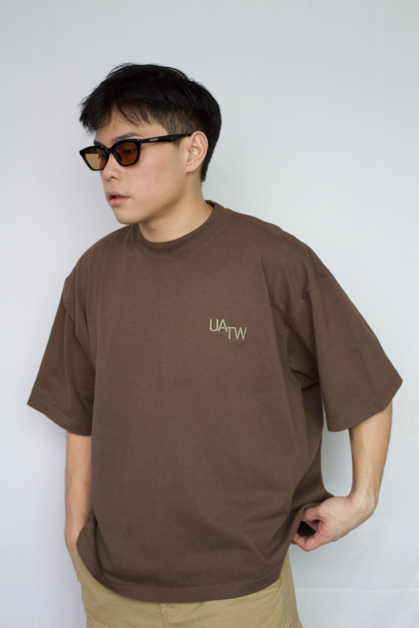 EMBROIDERED LOGO OVERSIZED T-SHIRT - VINTAGE MOCHA