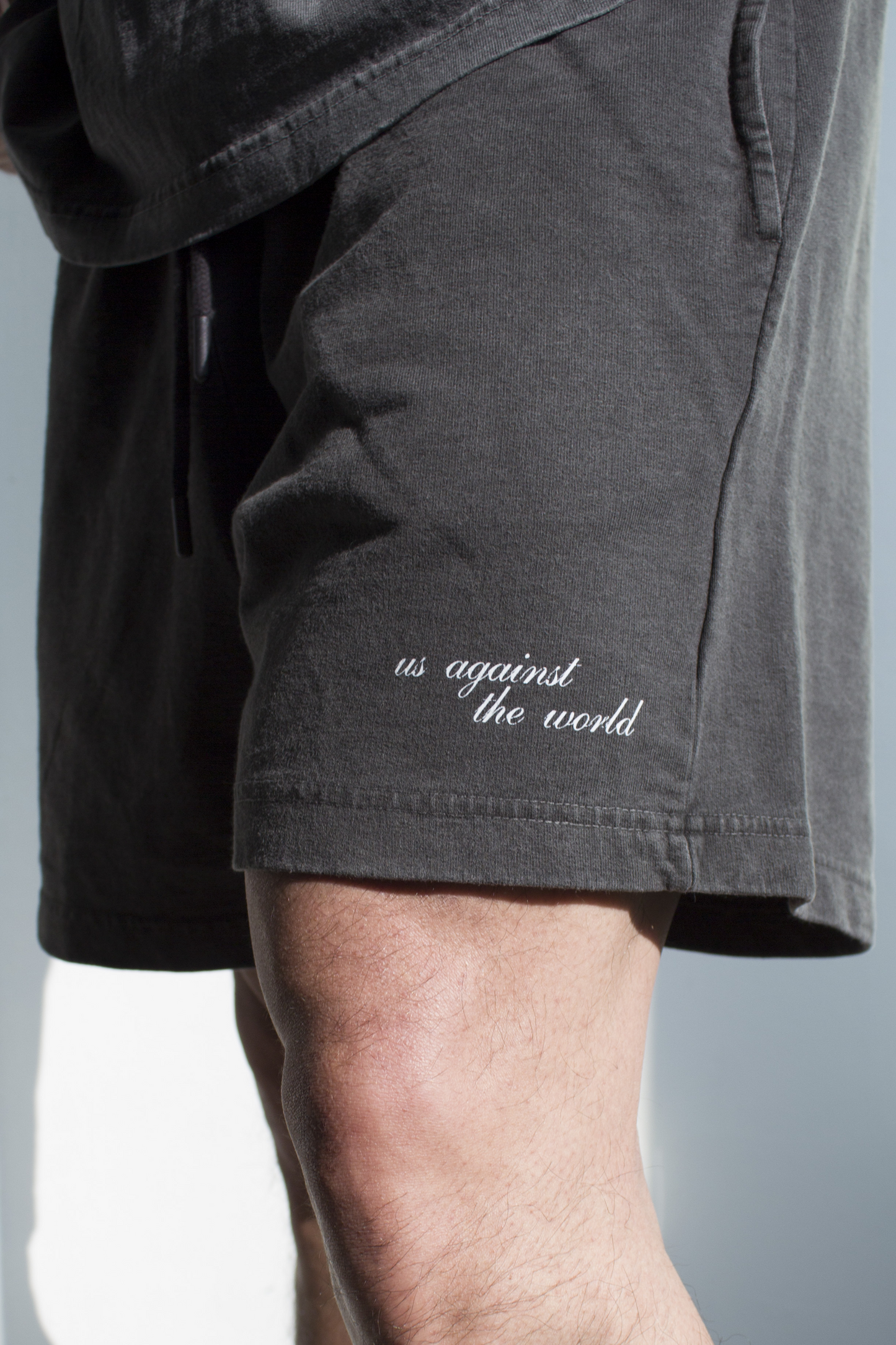 LOGO TERRY SHORTS -  VINTAGE GREY