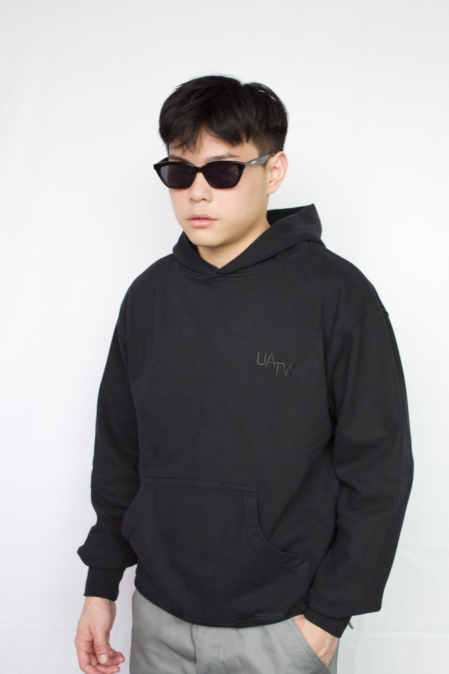 EMBROIDERED LOGO OVERSIZED FLEECE HOODIE -  VINTAGE BLACK